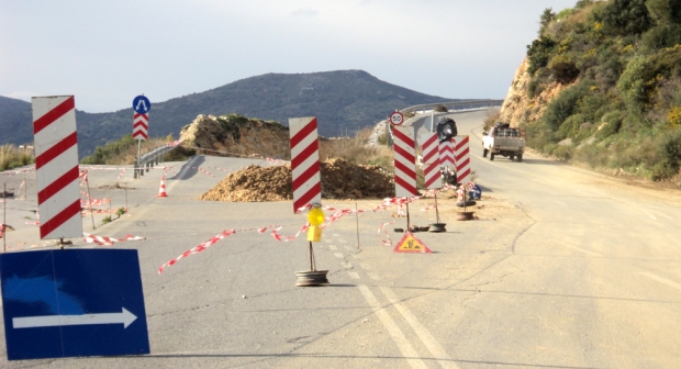 Αυτοκίνητο παρέσυρε εργάτη