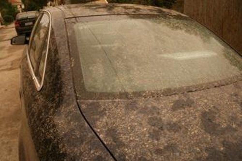 “Πνίγεται” στην αφρικανική σκόνη η Πάτρα