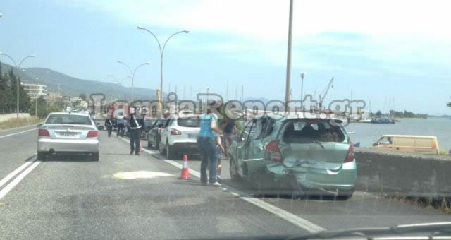 Καραμπόλα στη Στυλίδα