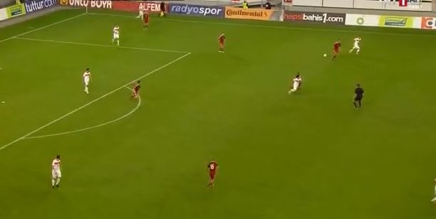 ΒΙΝΤΕΟ-Όταν “φας” τέτοια τρίπλα καλύτερα…