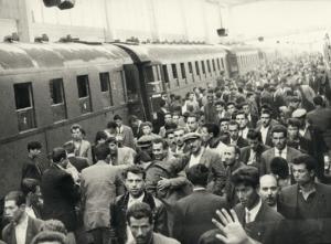 Μάνα πάω στη Γερμανία