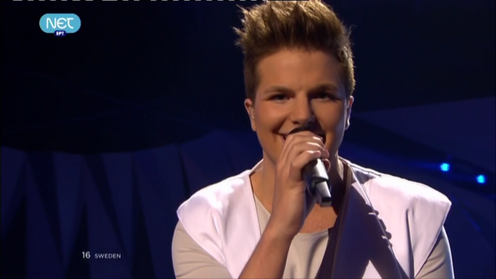 ΦΩΤΟ – Η οικοδέσποινα χώρα στη σκηνή