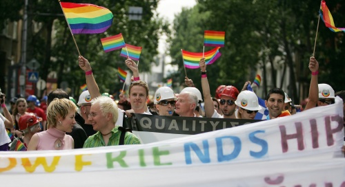 Πορείες για τα δικαιώματα των ομοφυλοφίλων
