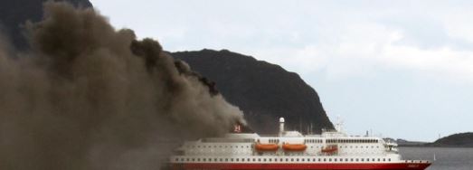 Φωτιά σε κρουαζιερόπλοιο