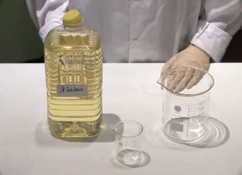 ΒΙΝΤΕΟ-Εξαφανίζεται το ποτήρι