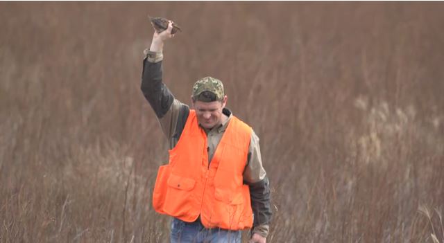 ΒΙΝΤΕΟ- Έπιασε πουλί στον… αέρα