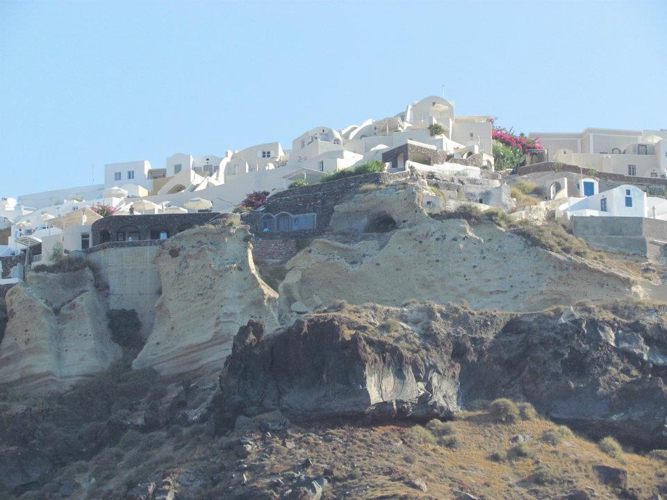 Νεκρή τουρίστρια στη Σαντορίνη