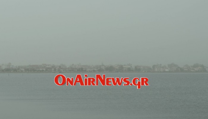 ΦΩΤΟ – Το Μεσολόγγι “πνίγηκε” στη σκόνη