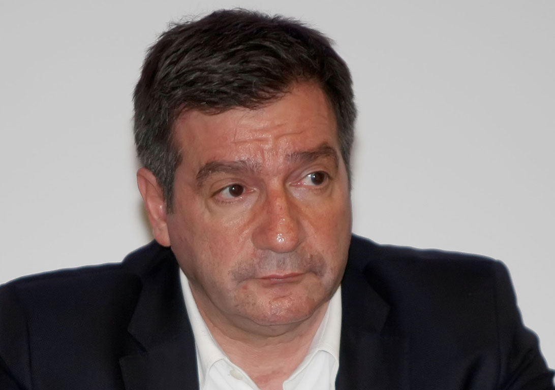 Καμίνης:Από τη μπουνιά χτύπησε ένα κοριτσάκι