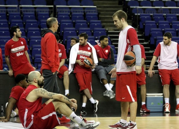 ΒΙΝΤΕΟ-Η «ερυθρόλευκη» προπόνηση