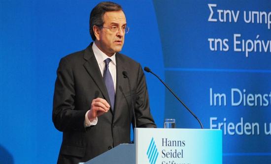 Η τρόικα… δίνει ανάσα στον Σαμαρά