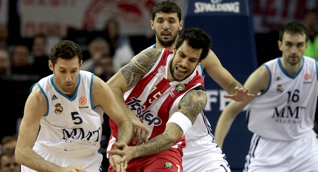 Υπόκλιση και από τον Ρούντι