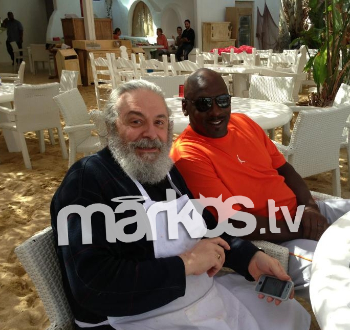 ΦΩΤΟ-Το γεύμα του Τζόρνταν στη Μύκονο