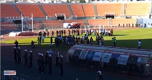 ΒΙΝΤΕΟ-Ξύλο μεταξύ των παικτών στο Καυταντζόγλειο