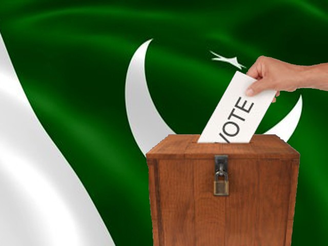 Πακιστάν: Άνοιξαν οι κάλπες