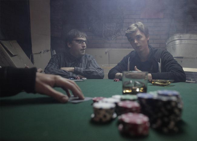 Η κρίση χτυπά τους εφήβους: Τζόγος και αλκοόλ