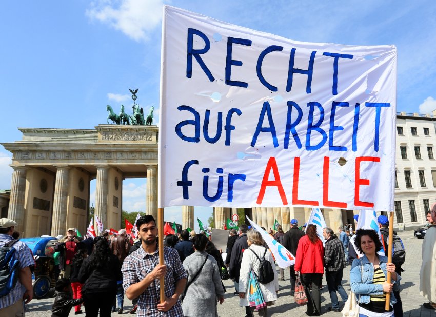 ΦΩΤΟ- Διαδηλώσεις για την Πρωτομαγιά στη Γερμανία