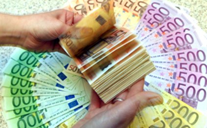 Πρωτογενές έλλειμμα 306 εκατ. € για το 4μηνο