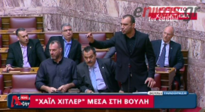 ΒΙΝΤΕΟ- Το χρονικό του “χάιλ Χίτλερ”