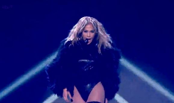 ΒΙΝΤΕΟ-Η προκλητική εμφάνιση της Lopez