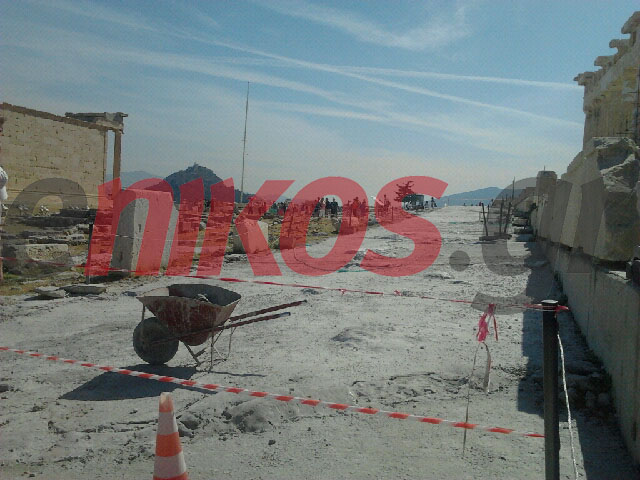 ΦΩΤΟ-Κλειστός ο Βόρειος Τομέας του Παρθενώνα