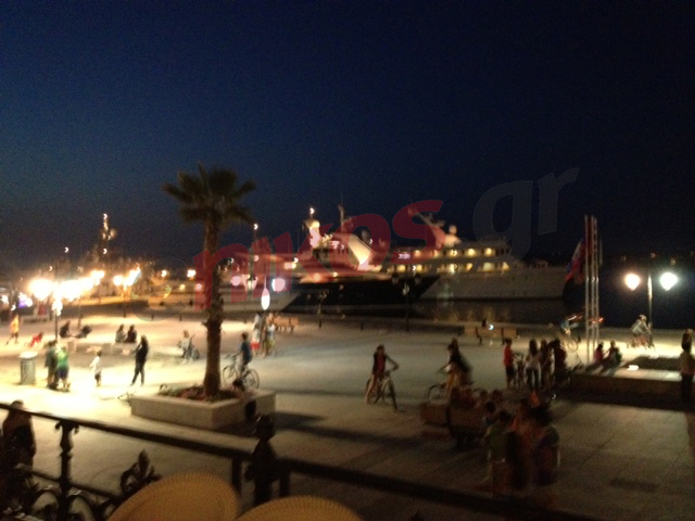 ΦΩΤΟ – Οι Σπέτσες πριν από την Ανάσταση