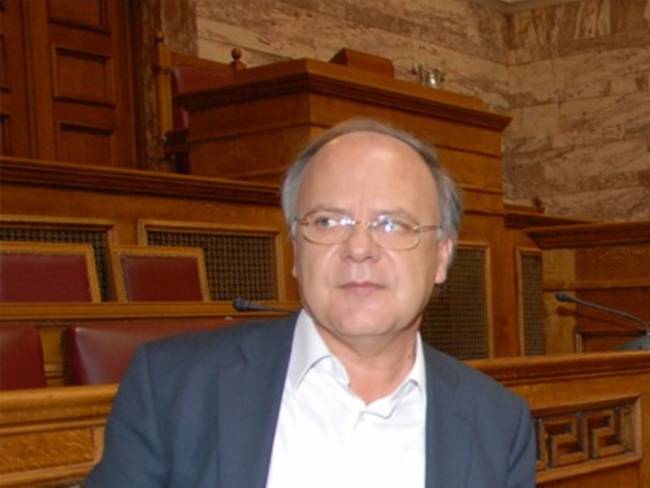 Γιαννάκης: “Οι ΑΝ.ΕΛ. αυτογελοιοποιούνται”