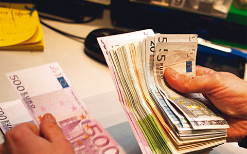 Ποιες επιχειρήσεις θα αναχρηματοδοτηθούν