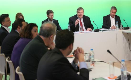 ΠΑΣΟΚ:Δίνουν άλλοθι στη Χρυσή Αυγή