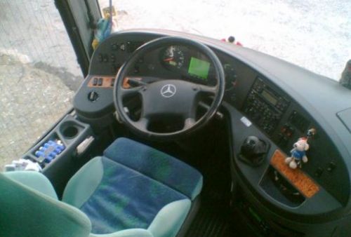 Εγκλωβίστηκε κάτω από λεωφορείο