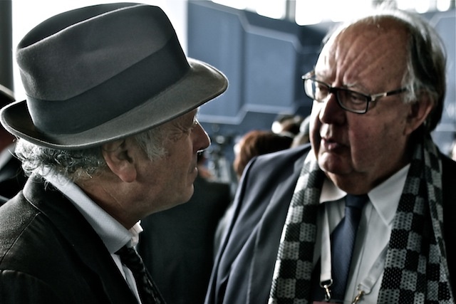 Πάλαστ: “Fat bastard Pangalos”