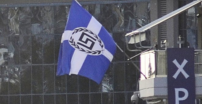 Ψαριανός: Η ΧΑ παραποίησε την ελληνική σημαία