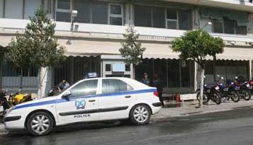 Eγκατέλειψε τα παιδιά της και συνελήφθη