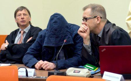 Αναβολή για τις 14 Μαΐου στη δίκη των νεοναζί