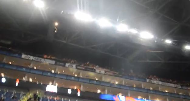 ΒΙΝΤΕΟ-Η κόκκινη εξέδρα στην O2 Aρένα