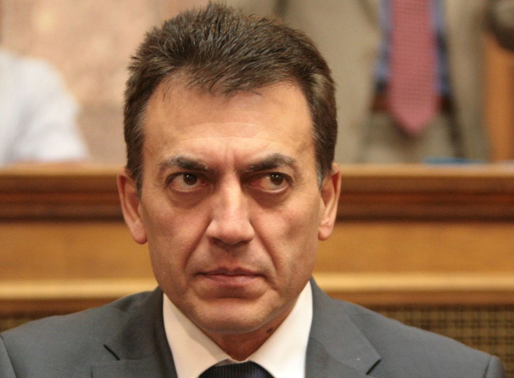 Βρούτσης:10.000 θέσεις στον Τουρισμό