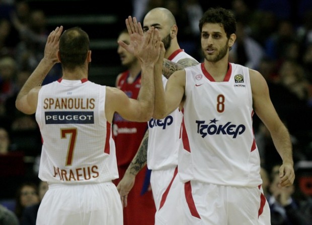 Στους τελικούς ο Ολυμπιακός