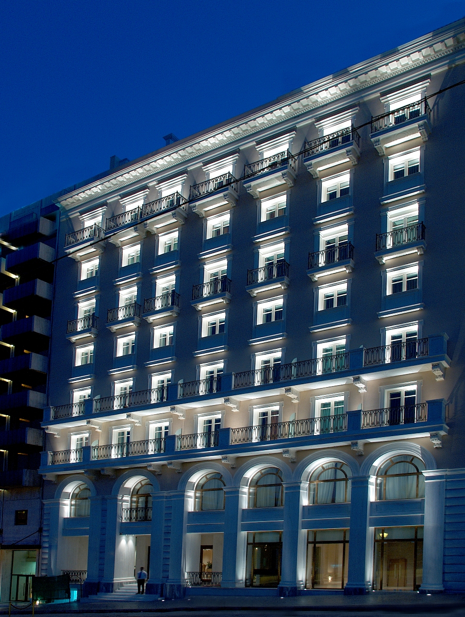 Επαναλειτουργεί το King George