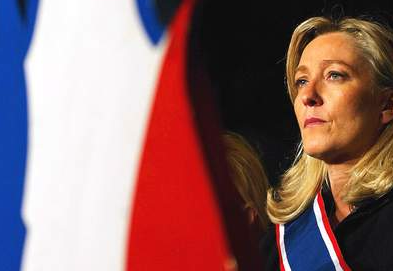 Ψήφισαν να αρθεί η ασυλία της Λεπέν