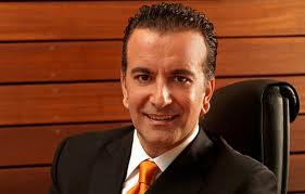 Παπανικολάου: Κι άλλα λουκέτα