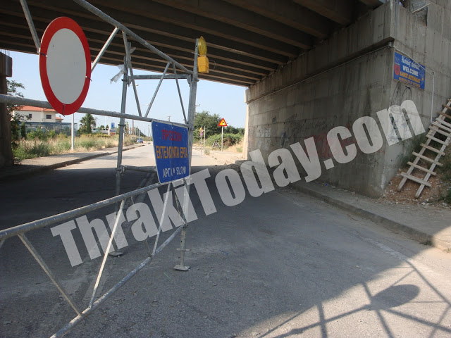 Οι οδηγοί άνοιξαν μόνοι τους το δρόμο