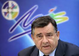 ΛΑΟΣ: Ο Σαμαράς σώζει το ΠΑΣΟΚ