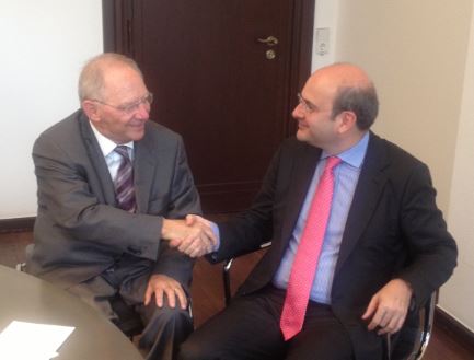 ΦΩΤΟ- Η συνάντηση του Χατζηδάκη με τον Σόιμπλε