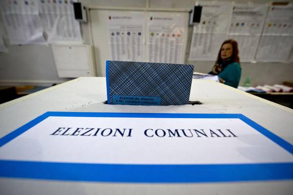 Ιταλία: Μεγάλη αποχή στις δημοτικές εκλογές