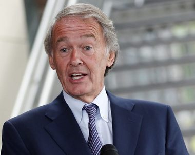 ΗΠΑ: Ακόμα ένας δημοκρατικός στη Γερουσία