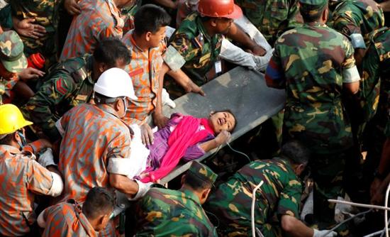 Επιβίωσε 17 ημέρες στα ερείπια