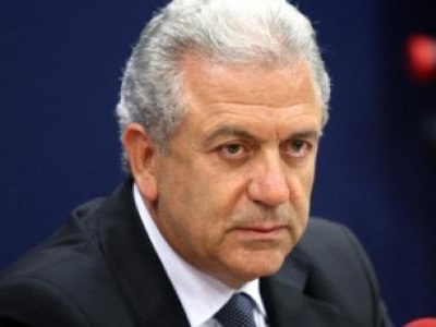 Αβραμόπουλος:Οι καιροί απαιτούν εθνική ευθύνη