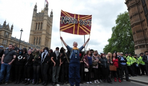 Στο Λονδίνο συνελήφθησαν 58 αντιφασίστες