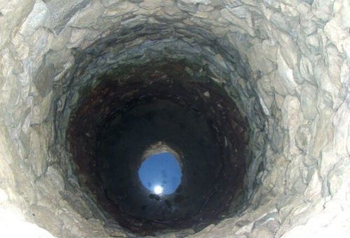 ΤΩΡΑ-Επιχείρηση απεγκλωβισμού άντρα από πηγάδι