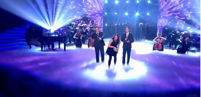 ΒΙΝΤΕΟ-Διαγωνιζόμενη πετάει αβγά σε κριτές